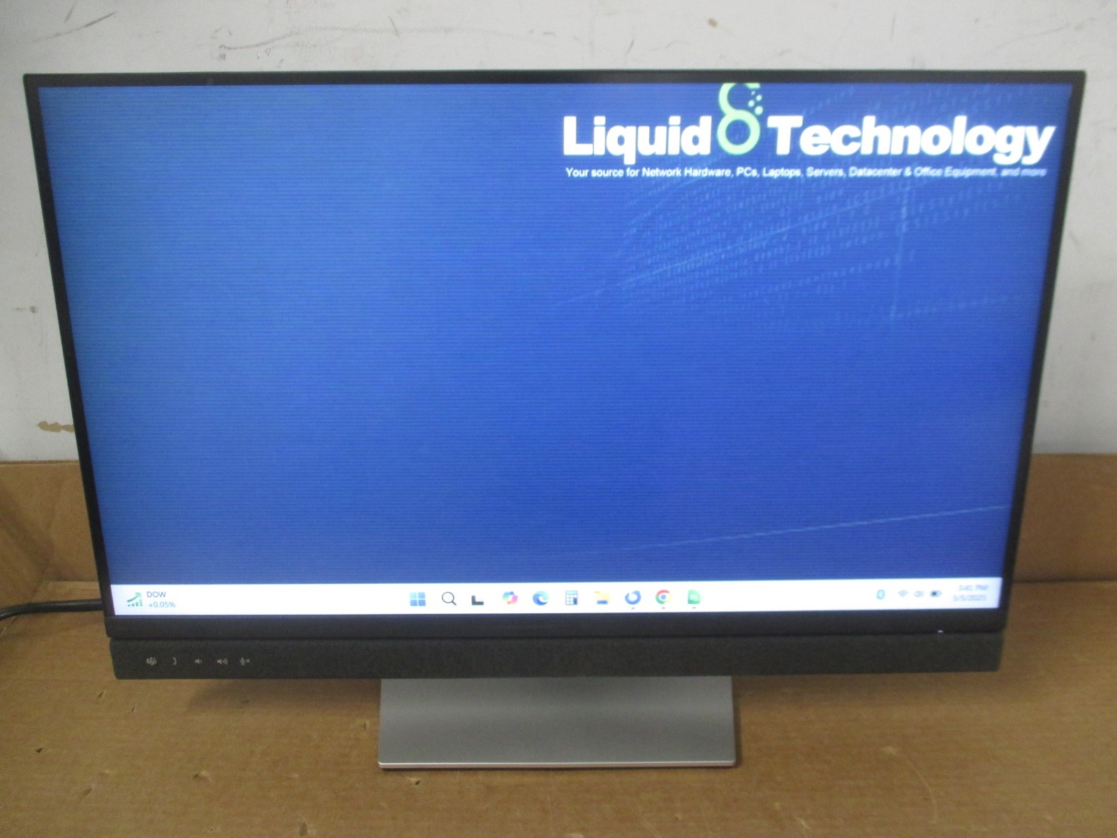 DELL C2722DE 27" 16:9 IPS Video Conferencing Monitor w/Stand - Grade B