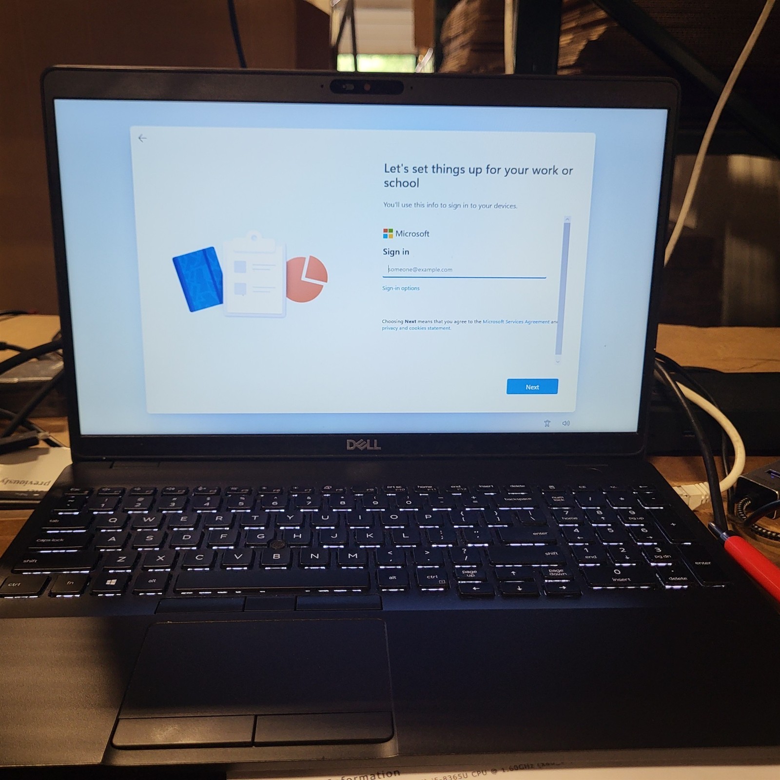 Scratched LCD Dell Precision 3541 Intel i5-9400H 2.5GHz 8GB 256GB SSD w/ OS