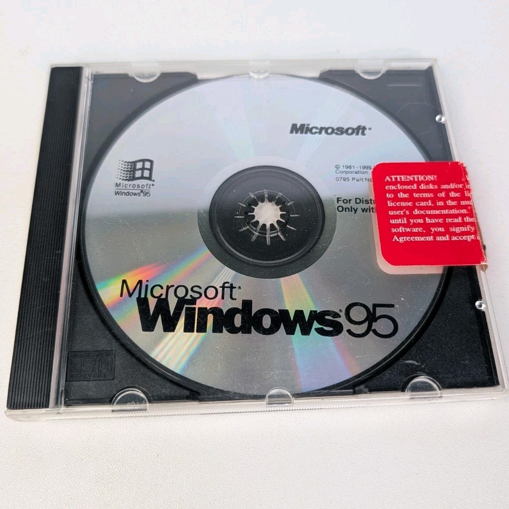 Microsoft Windows 95 Disc For Distribution W/ New PC NOT Sealed Disc Only