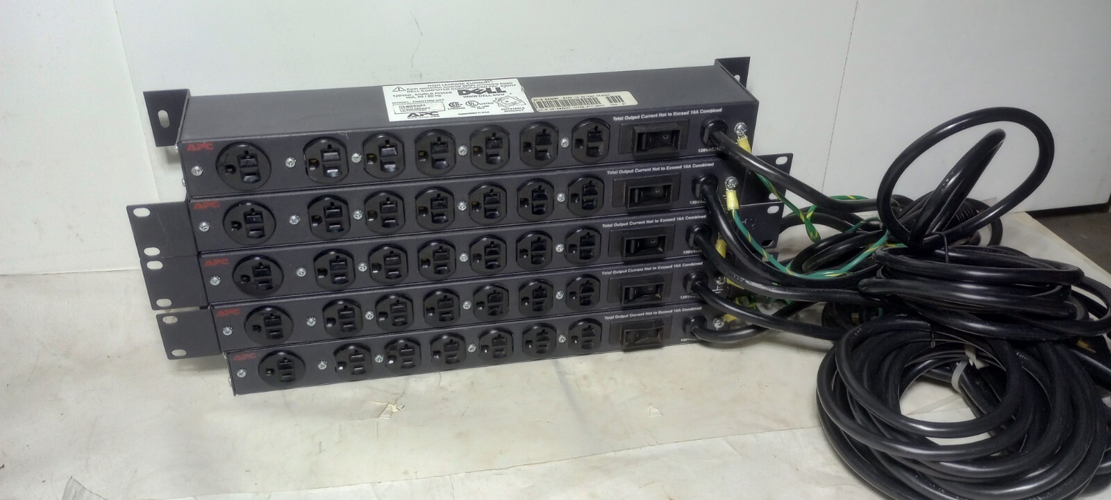 Five APC Dell DM07RM-20T  043DRY 7 Outlet PDU's 120vac / 16A Input +Ground Wires