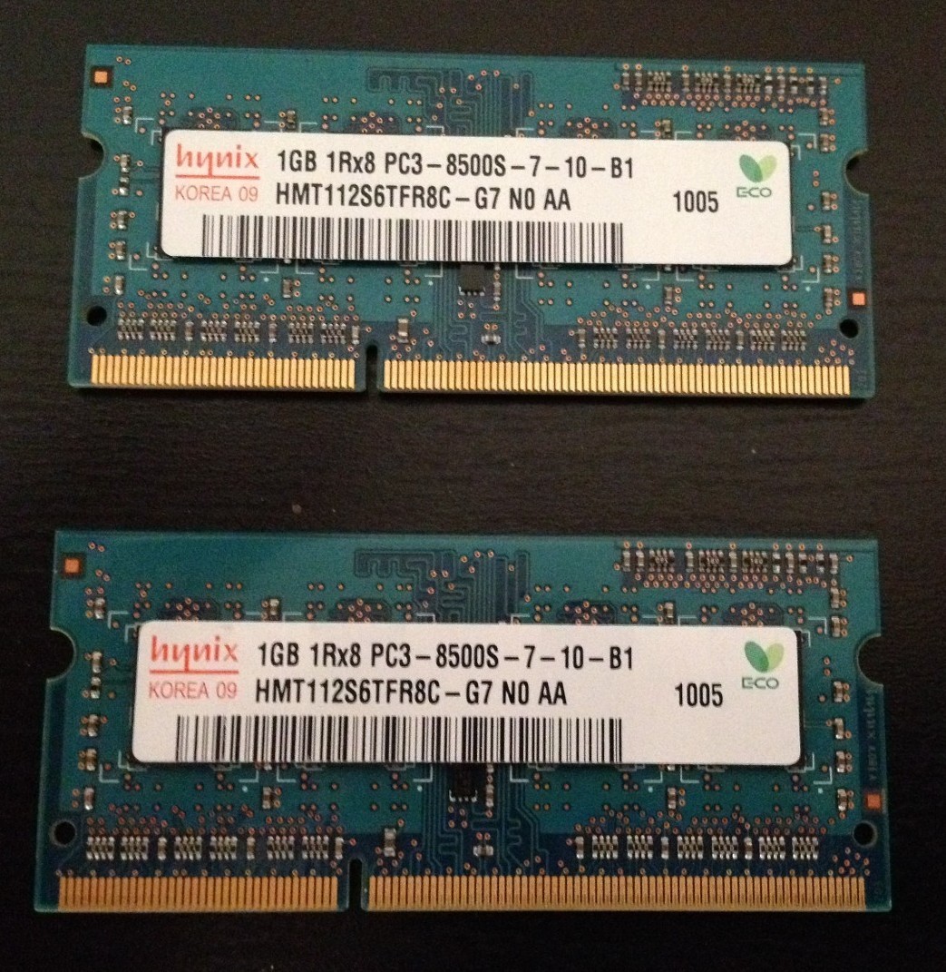 Hynix 2 x 1GB 1Rx8 PC3-8500S-7-10-B1 RAM from MacBook Pro