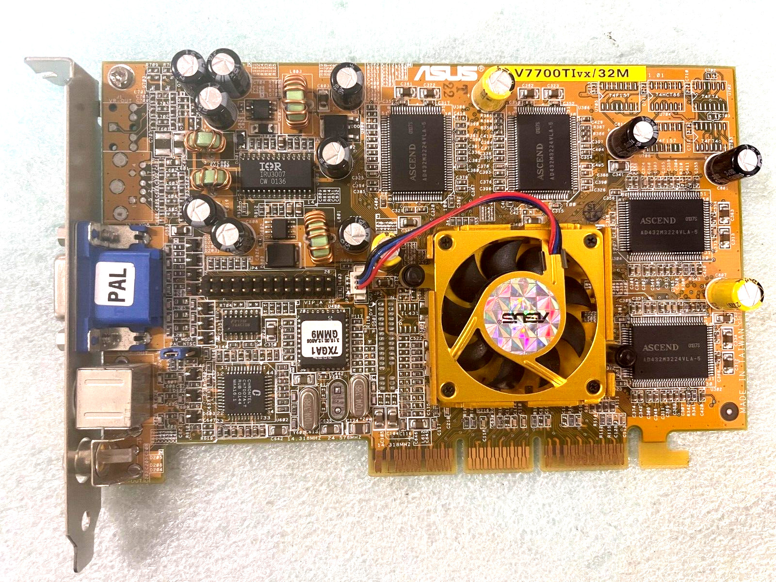 ASUS V7700TIVX/32M GEFORCE2 GTS 32MB AGP VGA CARD VGA SVID COMP GOLD FAN MXB167