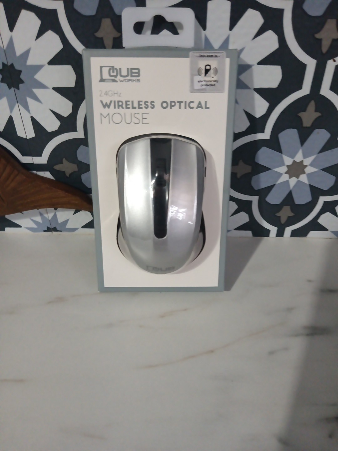 QUB by Vivitar 2.4GHz Wireless Optical Mouse Silver NEW
