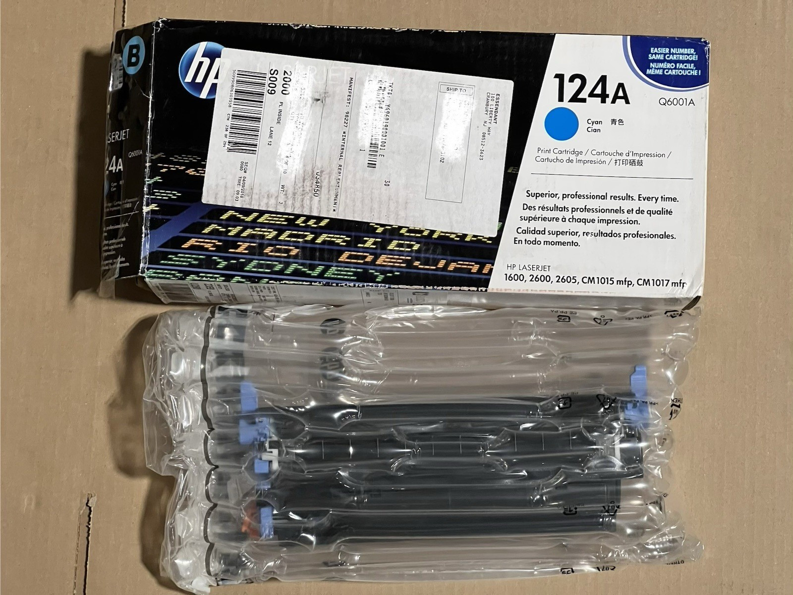HP 124A (Q6001A) Cyan Toner Cartridge-Open/Worn Box
