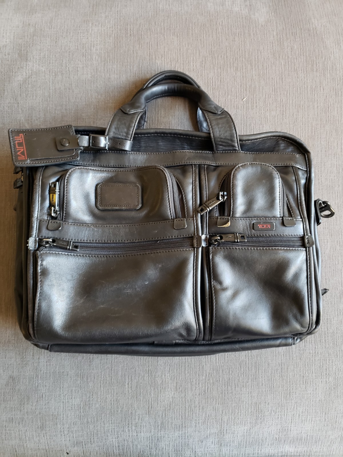 Tumi ALPHA 2 Leather Expandable Organizer Laptop Brief - CLEANED PRE OWNED 