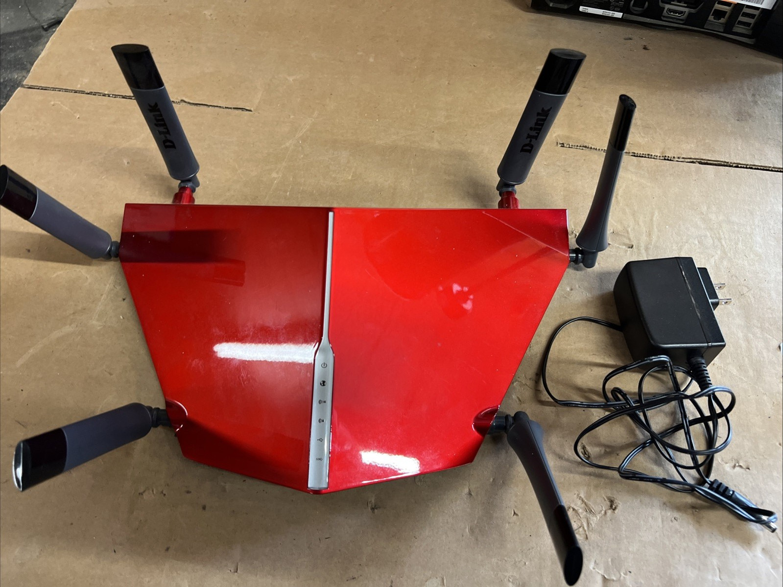 D-Link AC3200 Tri Band Gigabit Ultra WiFi Router