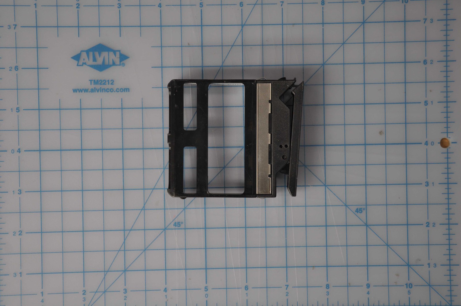 LENOVO MECH_ASM 2.5HDD Dummy Tray V1.0 USED 03T8899