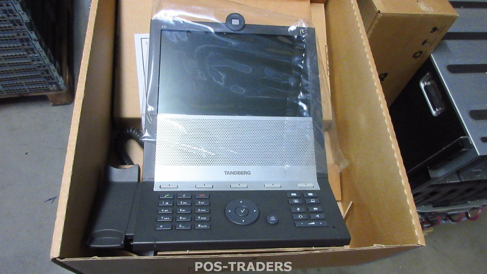 Cisco Tandberg E20 TTC7-16 VoIP 10.6" Video Conference Phone Telephone LCD NEW