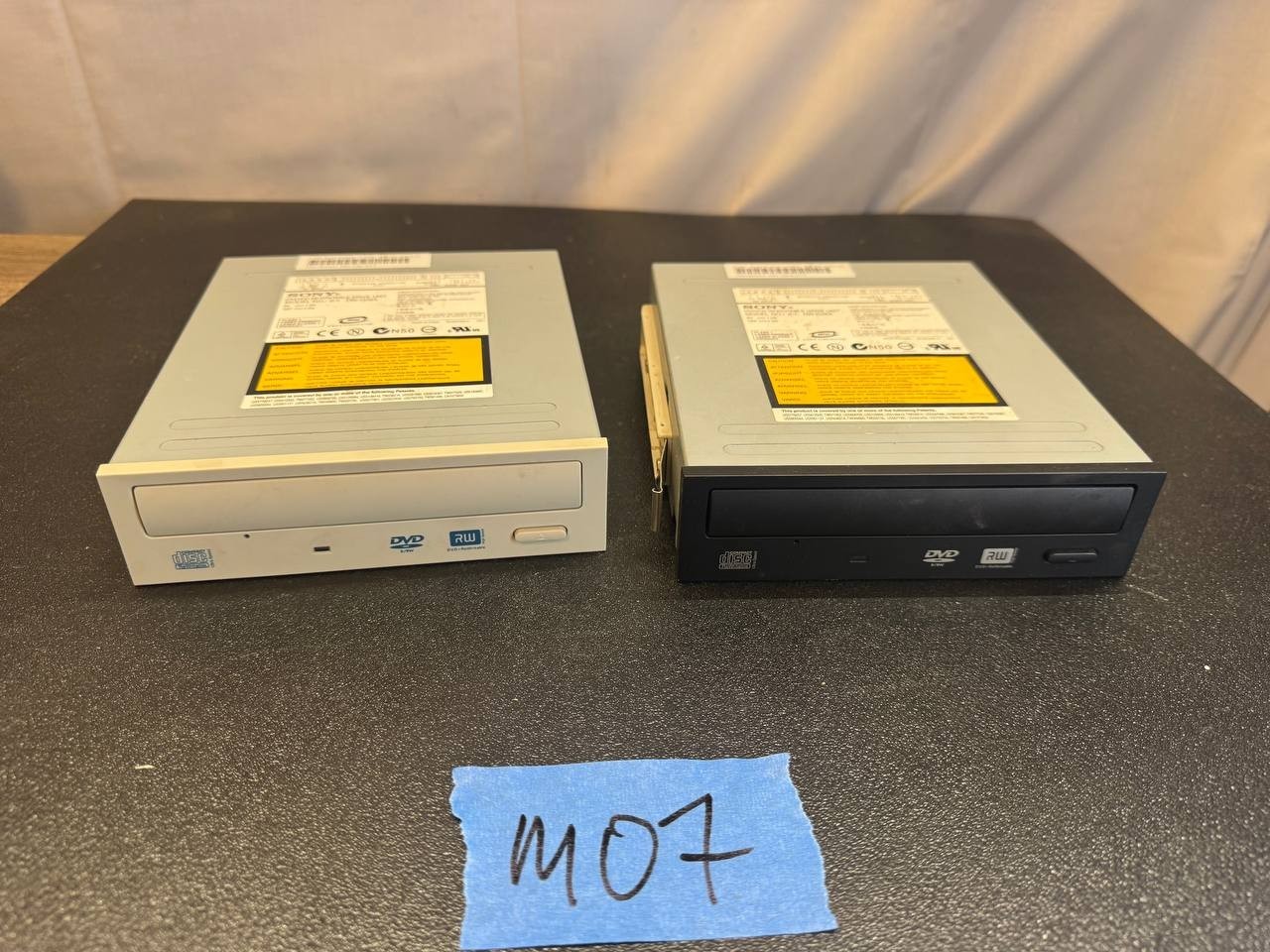 Vintage Sony DW-Q28A & DW-D26A DVD±RW IDE Optical Drives Lot (x2) – Untested