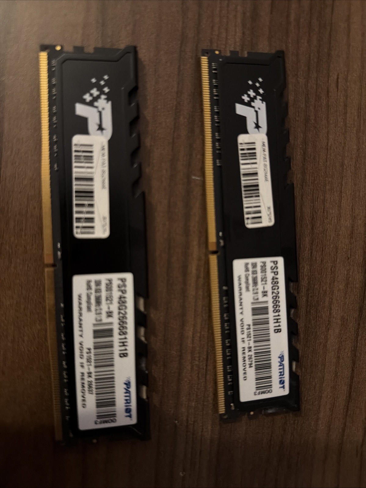 Patriot Signature Premium 16GB (2x8GB) DDR4-2666 DIMM 288-Pin Non-ECC