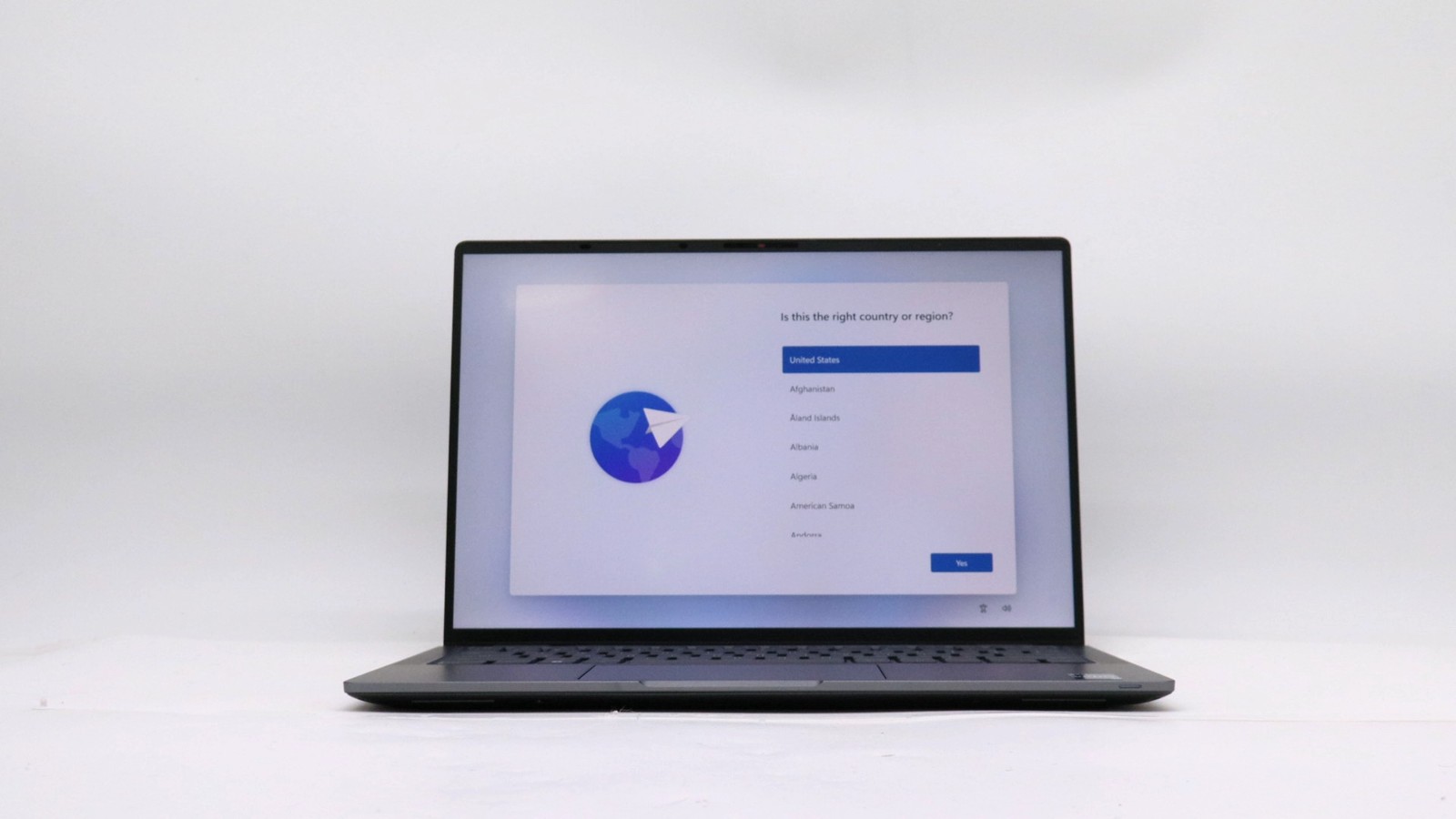 Dell Latitude 9430 14" i7-1265u 32GB 1TB READ DESC