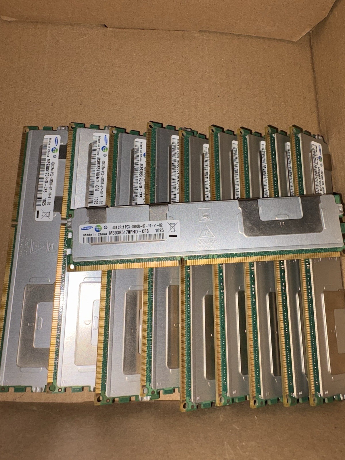 Samsung 4GB ECC DDR3 RAM Module 2Rx4 PC3 8500R M393B5170FHD-CF8 - Lot Of 10