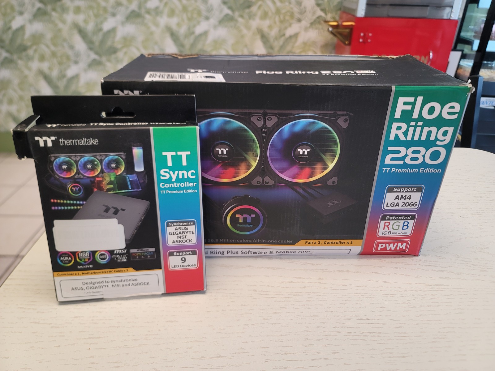 Thermaltake Floe Riing RGB 280 TT Premium AIO CL-W167-PL14SW-A + TT Sync Hub