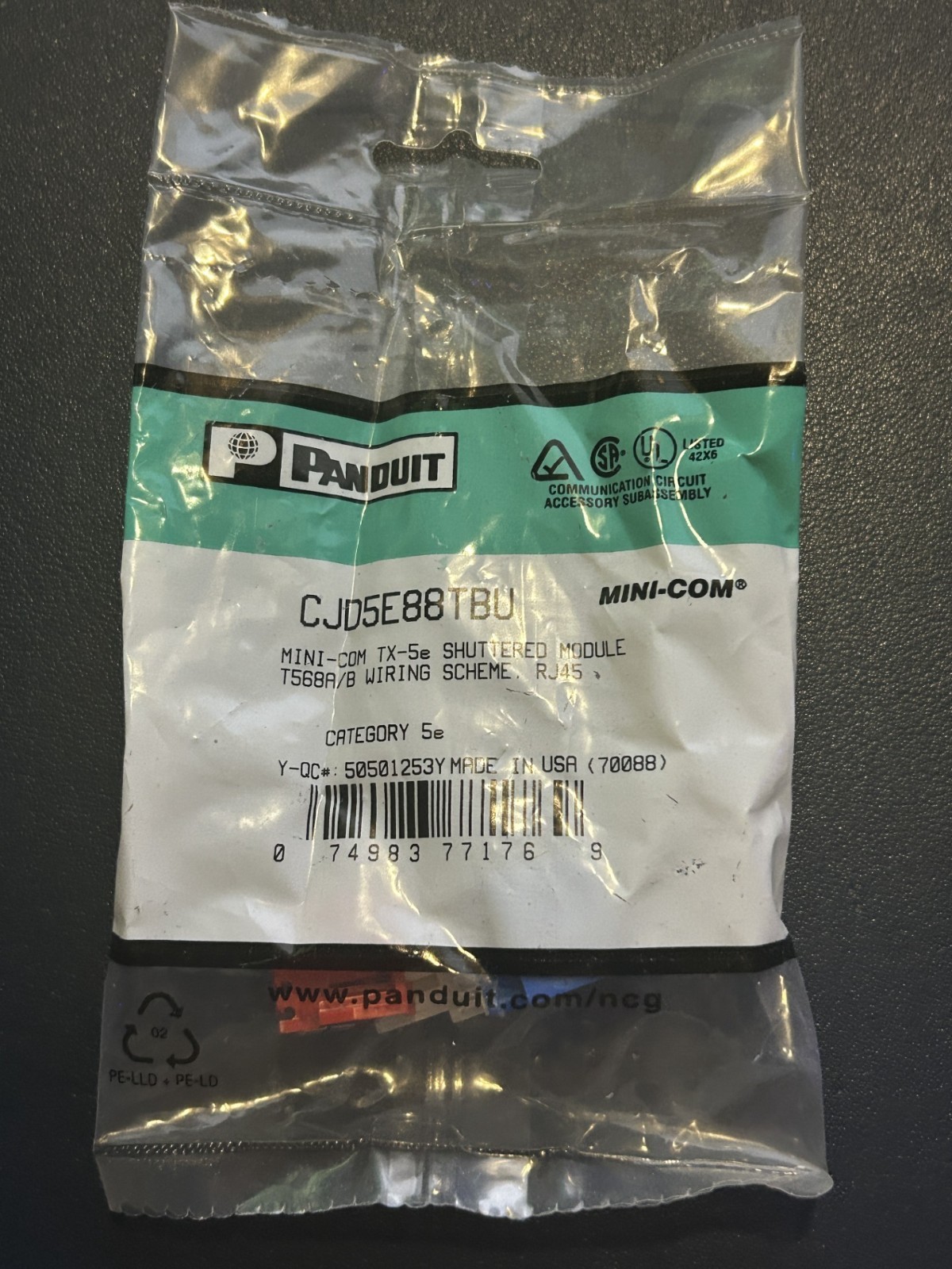 Panduit CJD5E88TBU Mini-Com Module, Category 5e