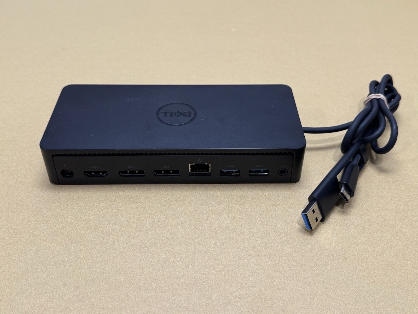 DELL D600 Docking Station USB 3.0 USB-C W/130w Power Adapter 4K