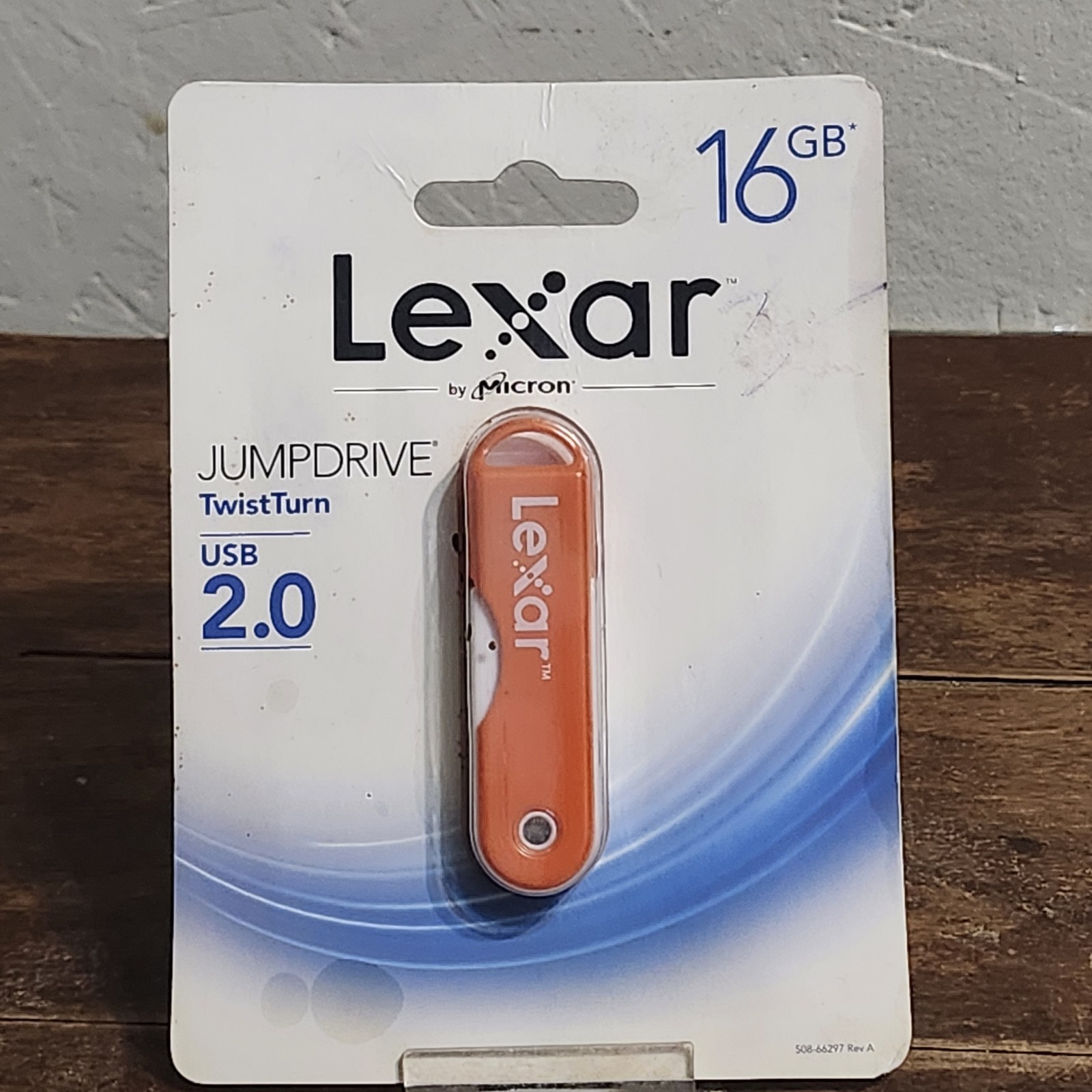 Lexar by Micron JumpDrive TwistTurn 16GB USB 2.0 Flash Drive Orange New Sealed