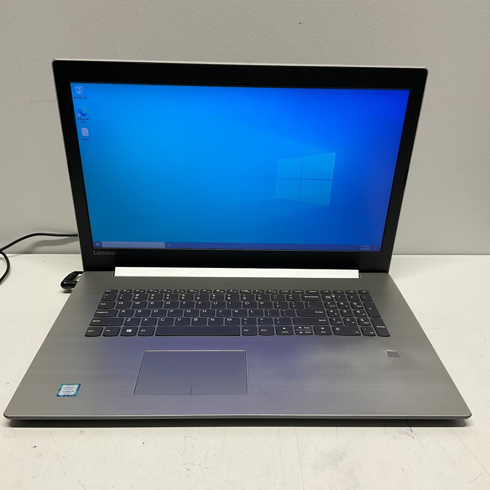 Lenovo IdeaPad 320-17IKB Laptop 17" Intel i5-7200U 4GB 1TB HDD Windows 10 Pro