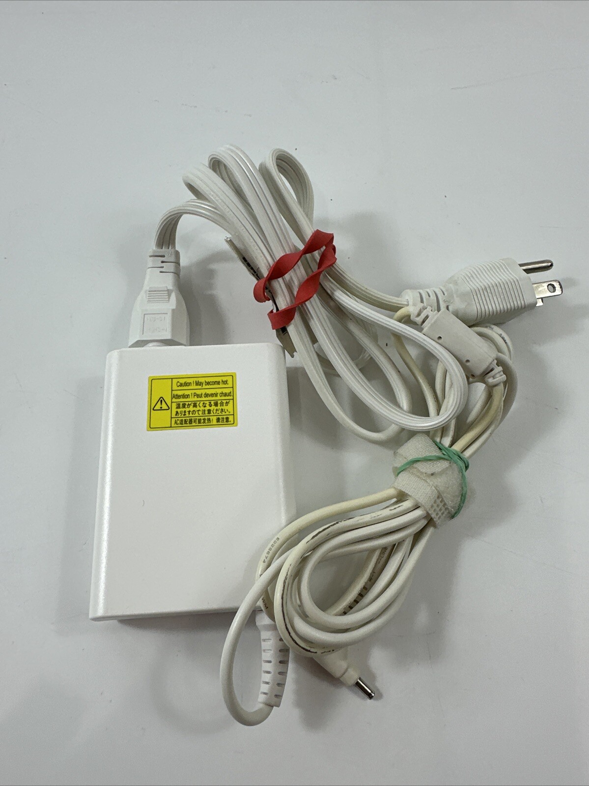 Genuine Acer LiteOn 65W PA-1650-80 AC Power Adapter Charger 19V 3.42A White