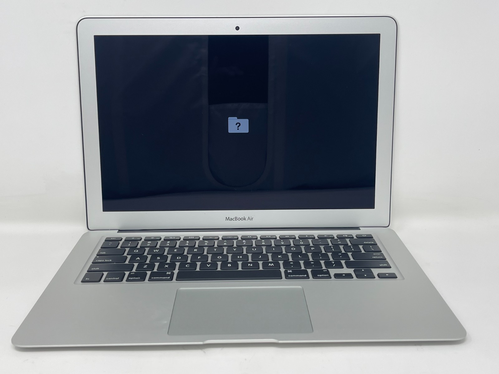 Apple Macbook Air 13' 2013 A1466 i5 4th gen 1.3 GHz 4GB Ram (Read description)