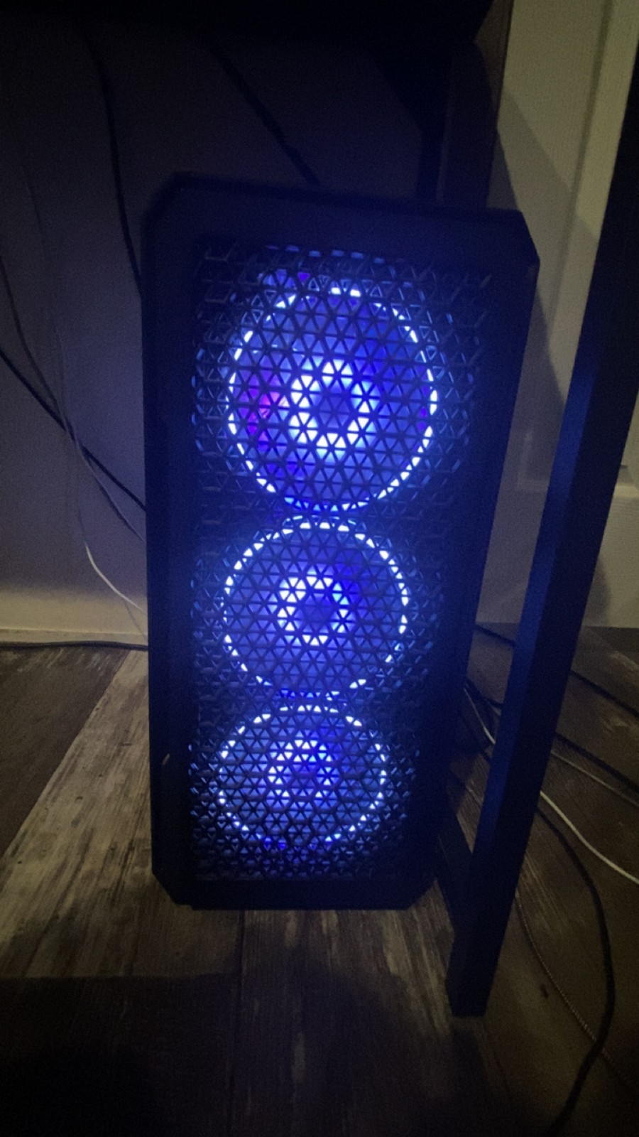 Black Gaming Computer 4060 i7 Slightly Used