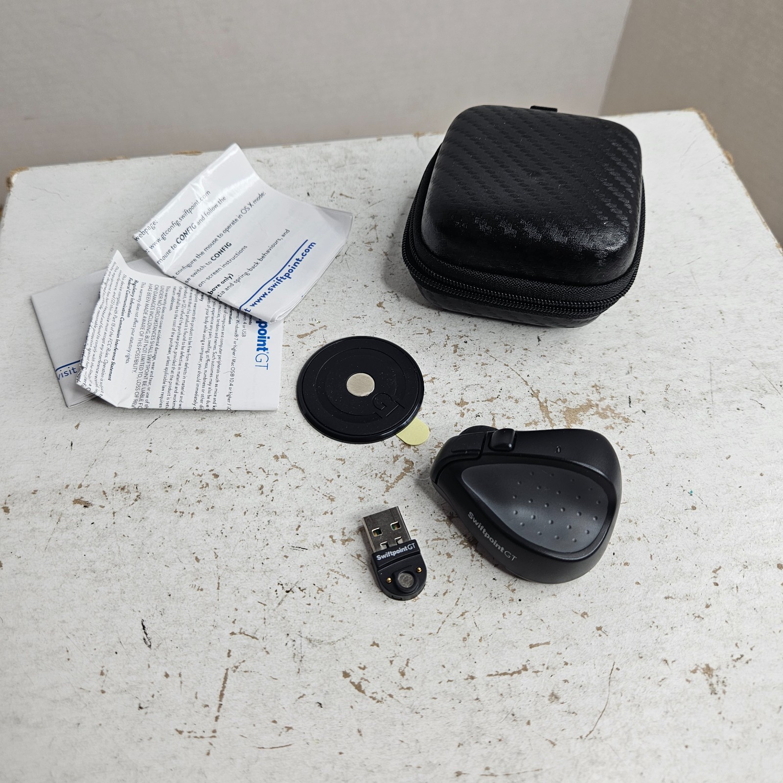 Swiftpoint GT Model 500 Ergonomic Small Travel Mouse AND Dongle