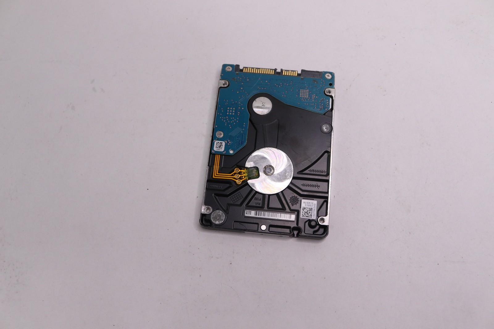 Seagate Barracuda SATA 6Gbps 128MB Cache 500GB 2.5" Internal Hard Drive