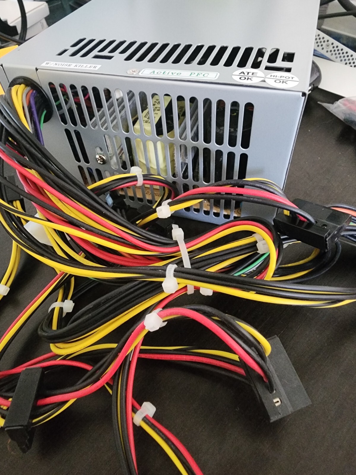 Supply FSP Fsp500-60epn (80) 500W 80+ Bronze ATX 20+4PIN ATX12V Pcie SATA Molex