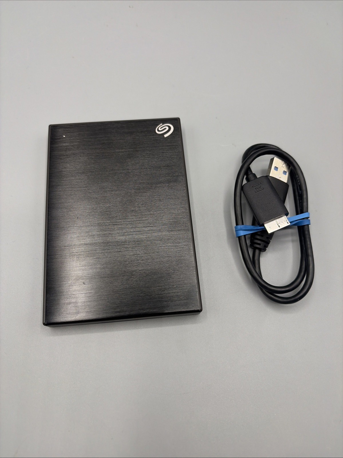 Seagate Portable Backup Plus Slim 2TB  2R1APL-500