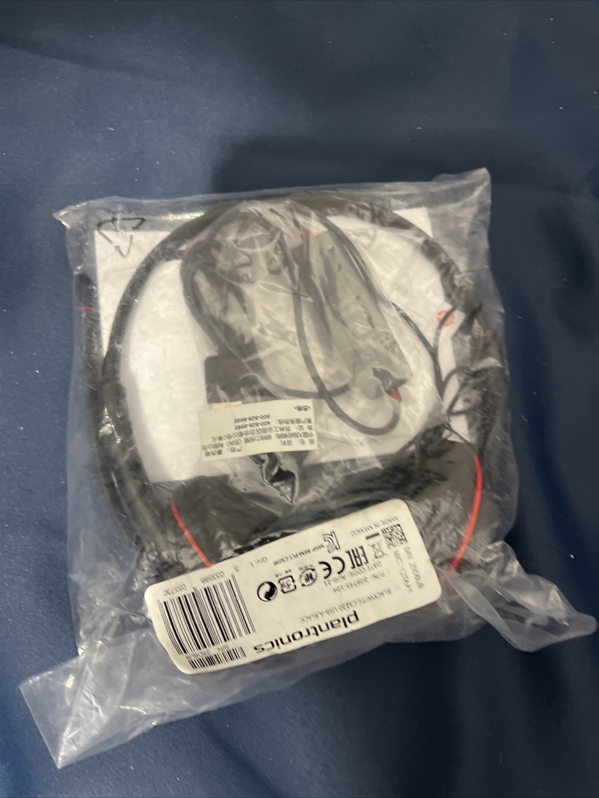 Plantronics Blackwire C3220 USB-A Binaural UC Headset 209745-201 New in BulkPack