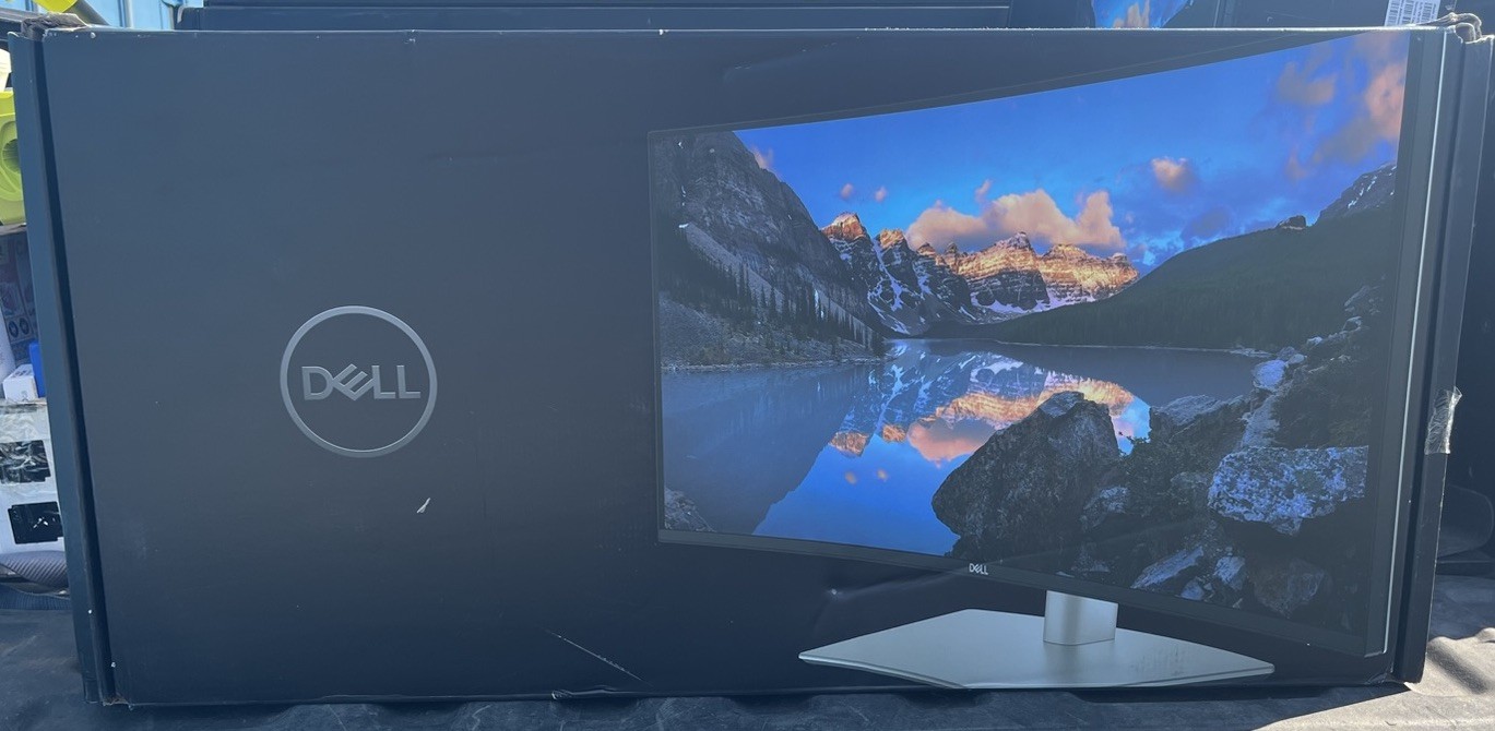 Dell UltraSharp U3425WE 34" Curved Thunderbolt Hub Monitor