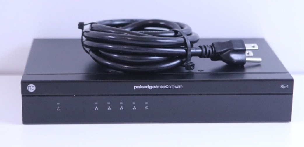 Pakedge RE-1 Enterprise Gigabit Wired Router Device & Software 