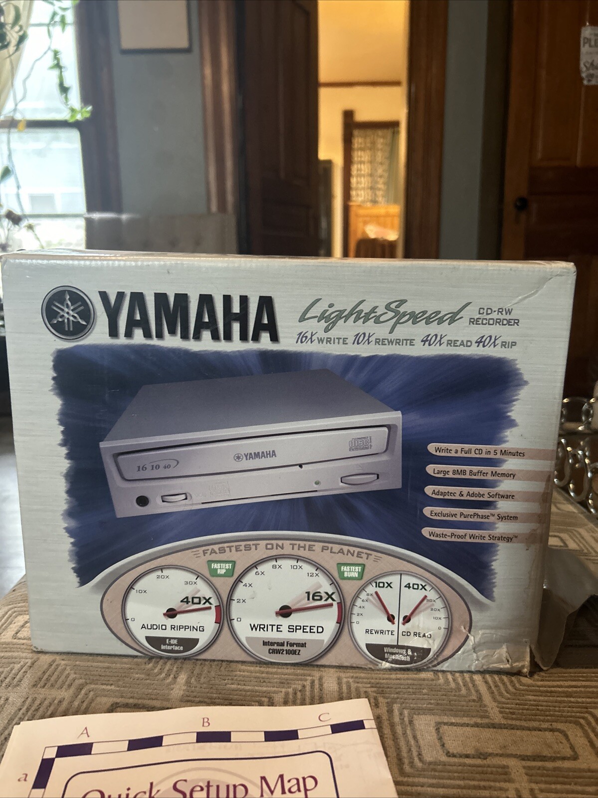 Vintage Yamaha CRW2100Ez 16X10X40X E-ide ATAPI InternalCD-RW Drive Brand New