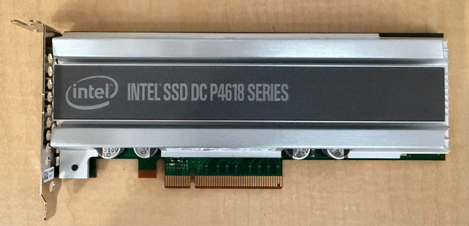 Intel / Oracle DC P4618 Series 6.4TB (2x3.2TB) PCIe NVMe SSD SSDPECKE064T8S