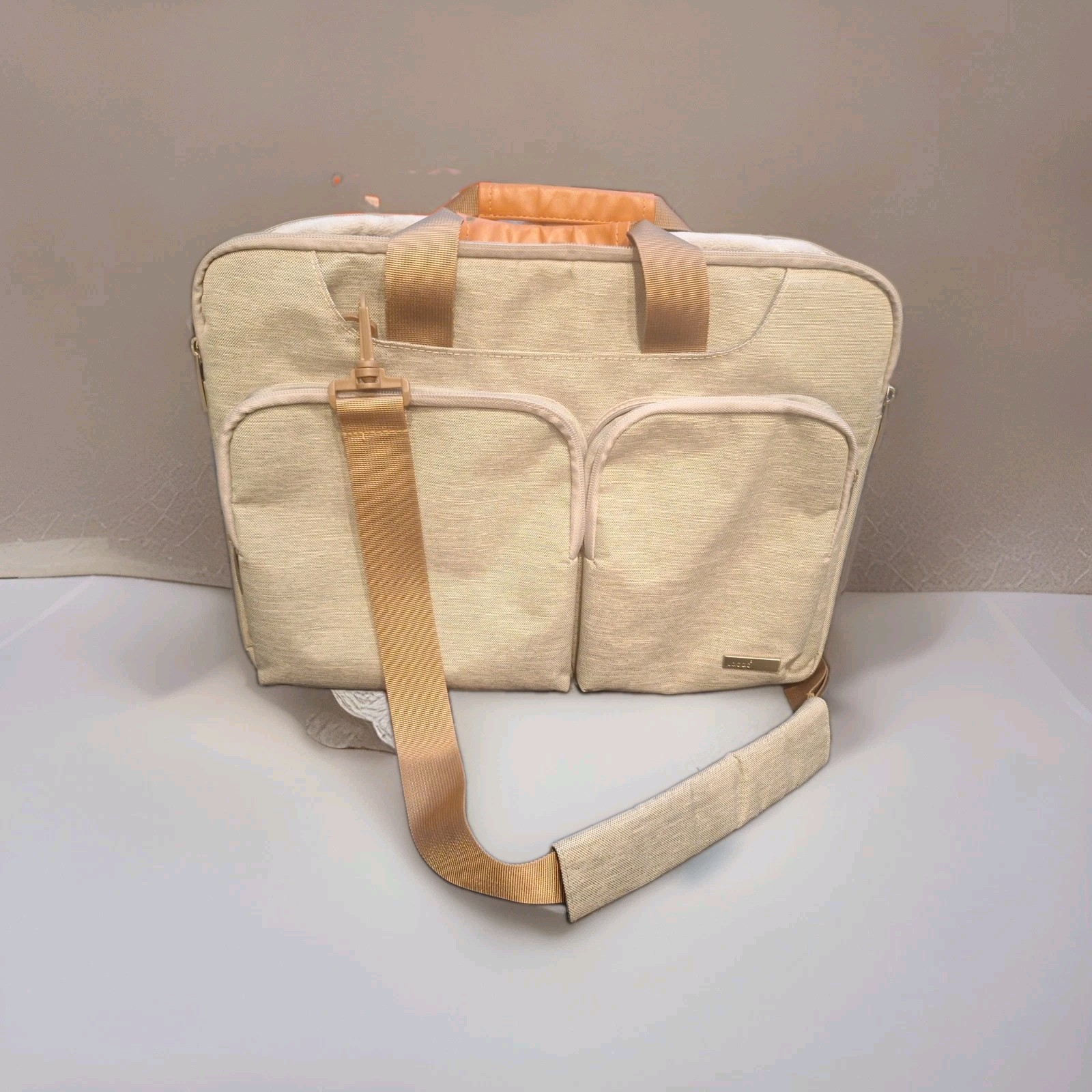 Lacdo | 13 in | Water Resistant Fabric | Gray | Laptop/Camera Case