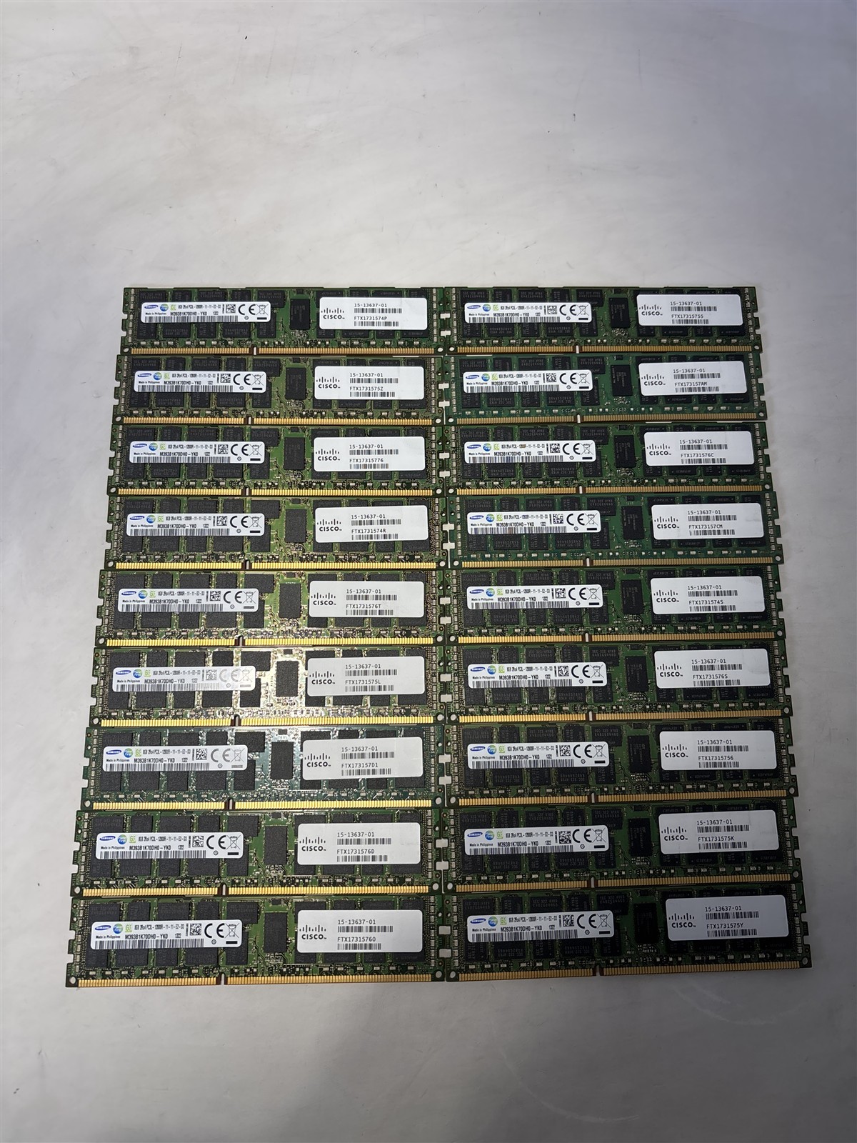 Samsung 144GB (8GBx18) 2Rx4 PC3L-12800 DDR3-1600 Server RAM M393B1K70DH0-YK0