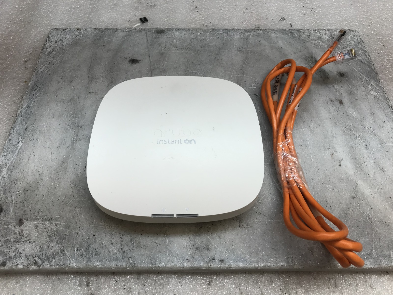 Aruba AP22 APIN0505 Access Point - Ethernet Cable Inc No Cover