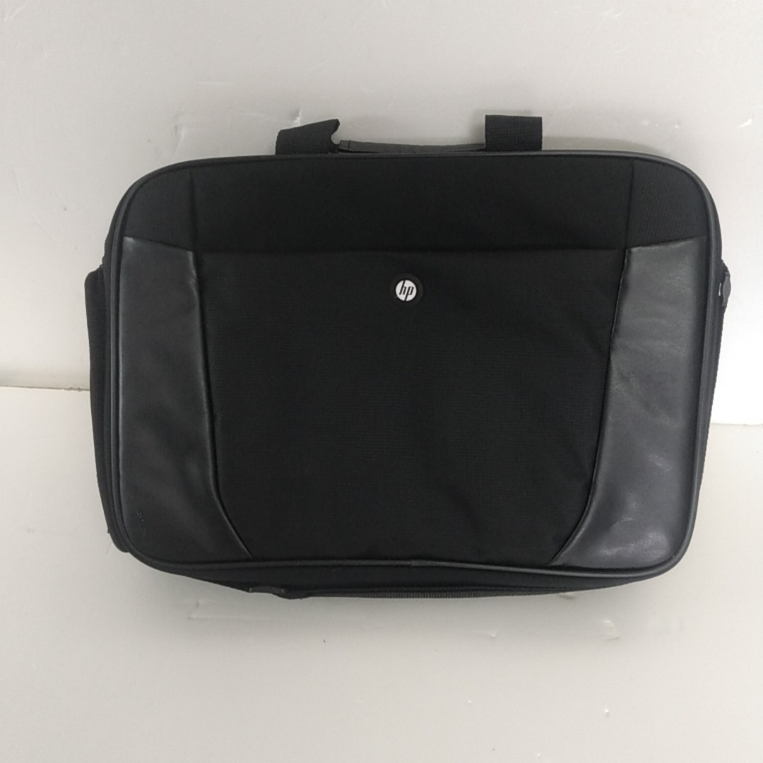 NEW HP Executive Laptop Bag 15.6 Inch Black Shoulder Strap Briefcase H2W17AA