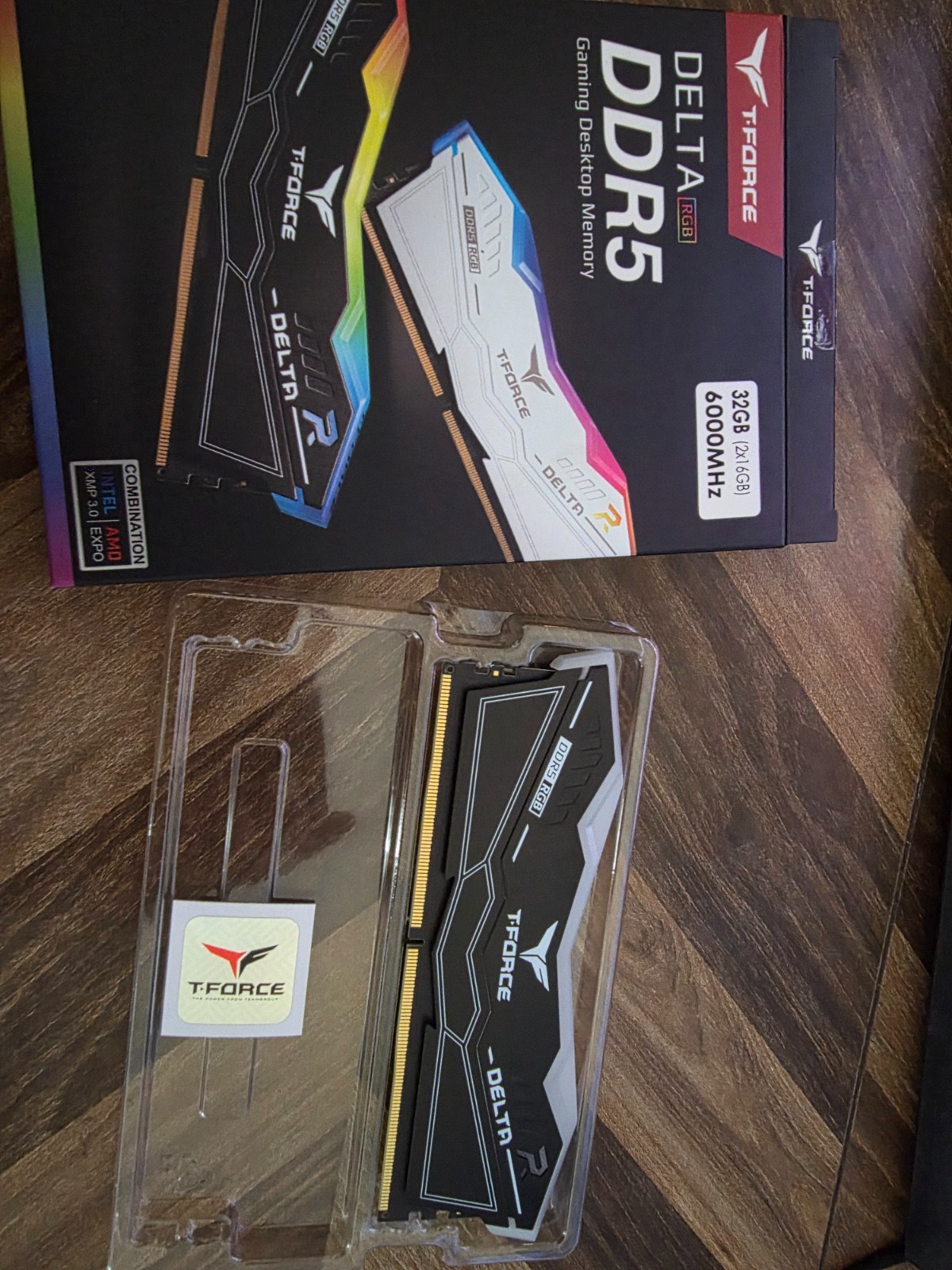 TEAMGROUP T-FORCE DELTA RGB 32GB (1 x 16GB) PC5-48000 (DDR5-6000) DIMM CL30...
