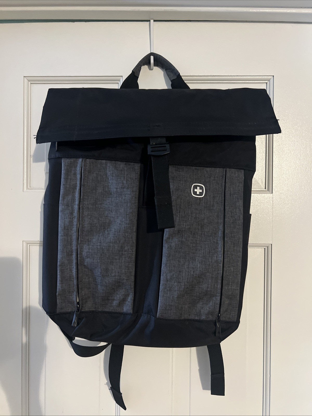 RARE Swiss Gear Wenger Flapover 16” Laptop Backpack with tablet sleeve. 