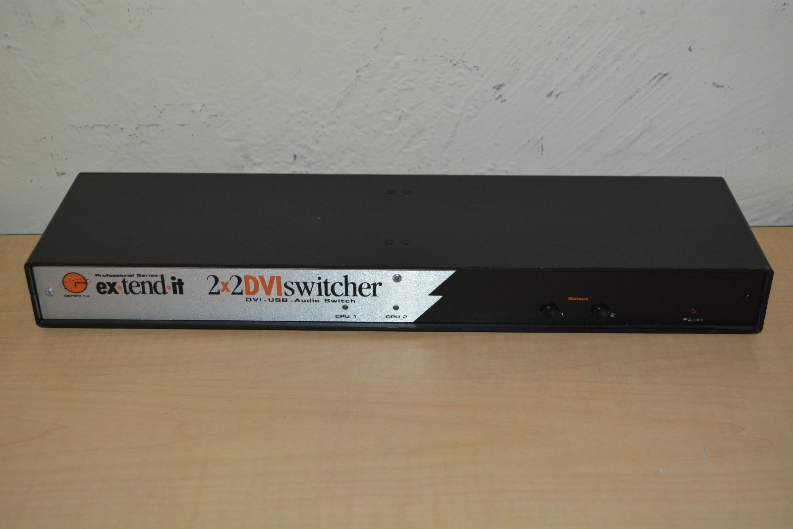 Gefen Ex-Tend-It 2x2 DVI Matrix USB Audio Switcher