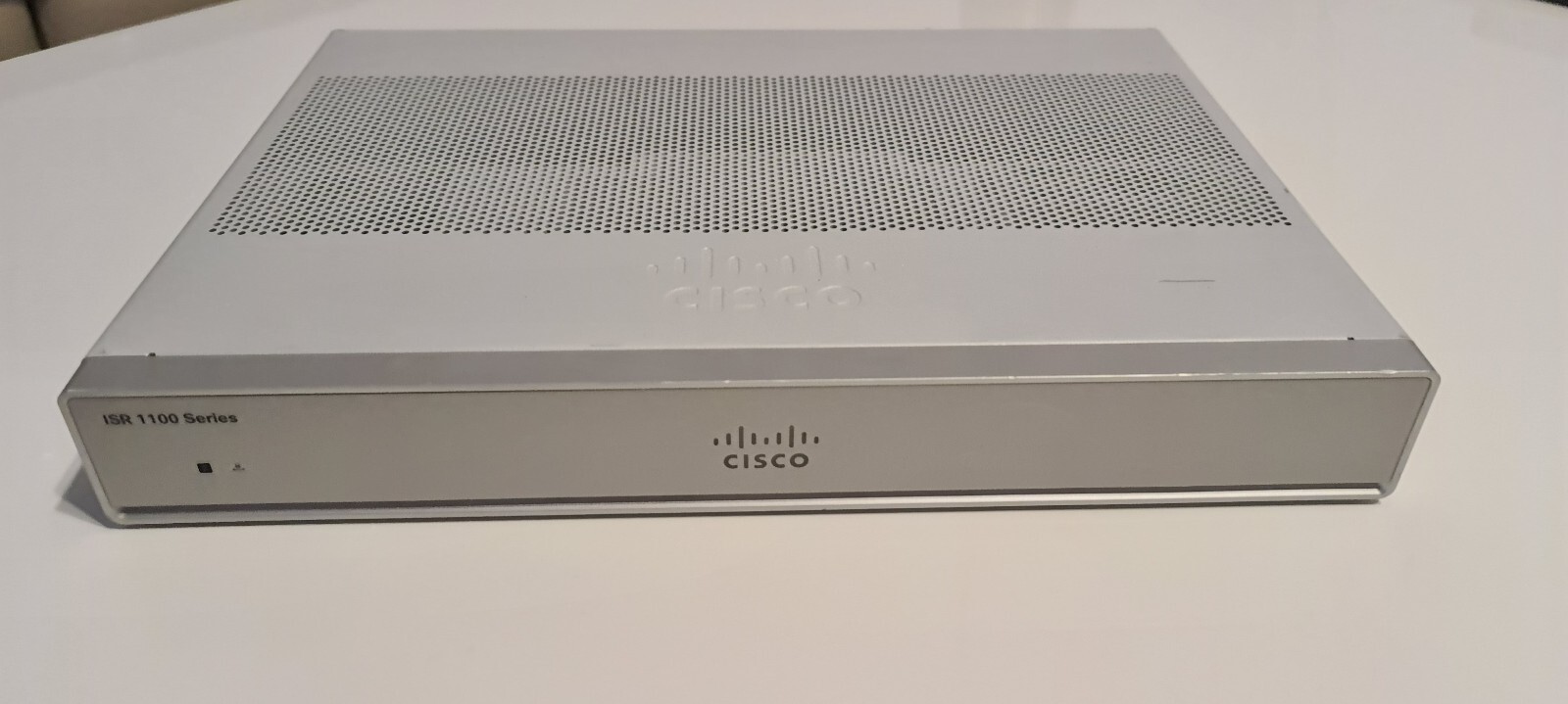 Router Cisco C1111-8P 8-Port Dual WAN Gigabit Ethernet - PoE - No power adapter