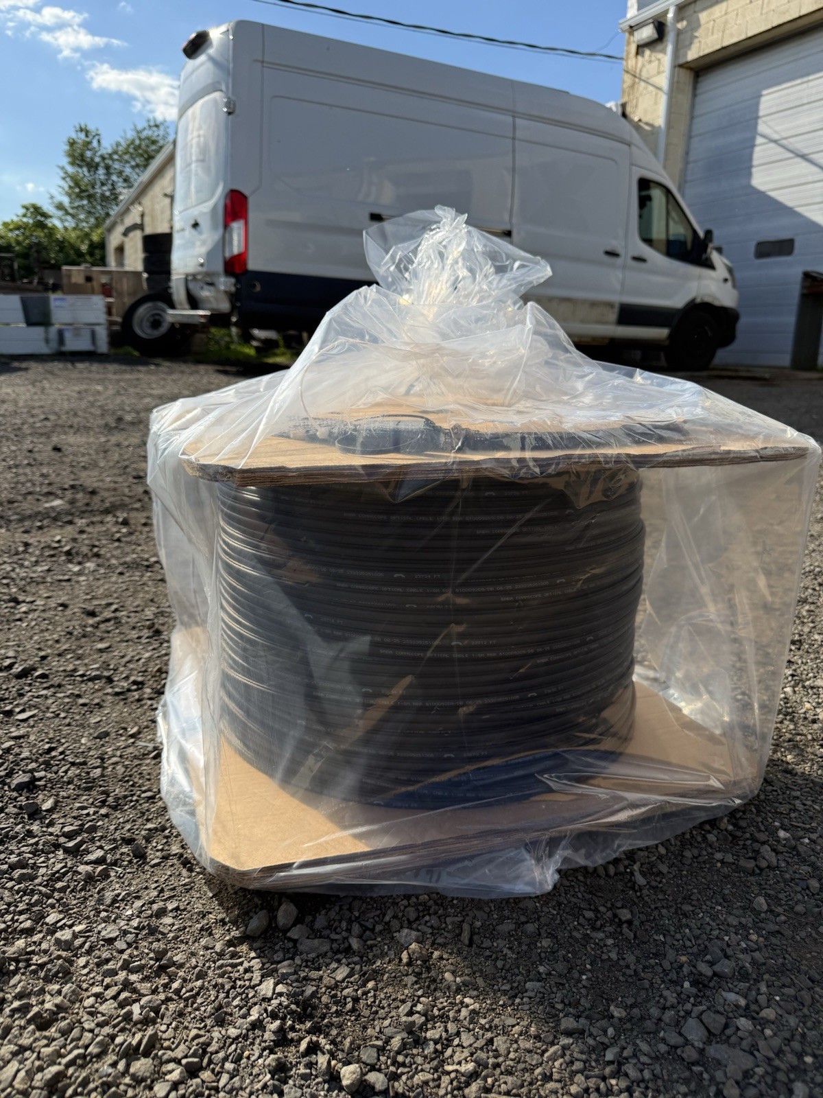 Commscope FHD-H01D-1500F Fiber Optic Cable