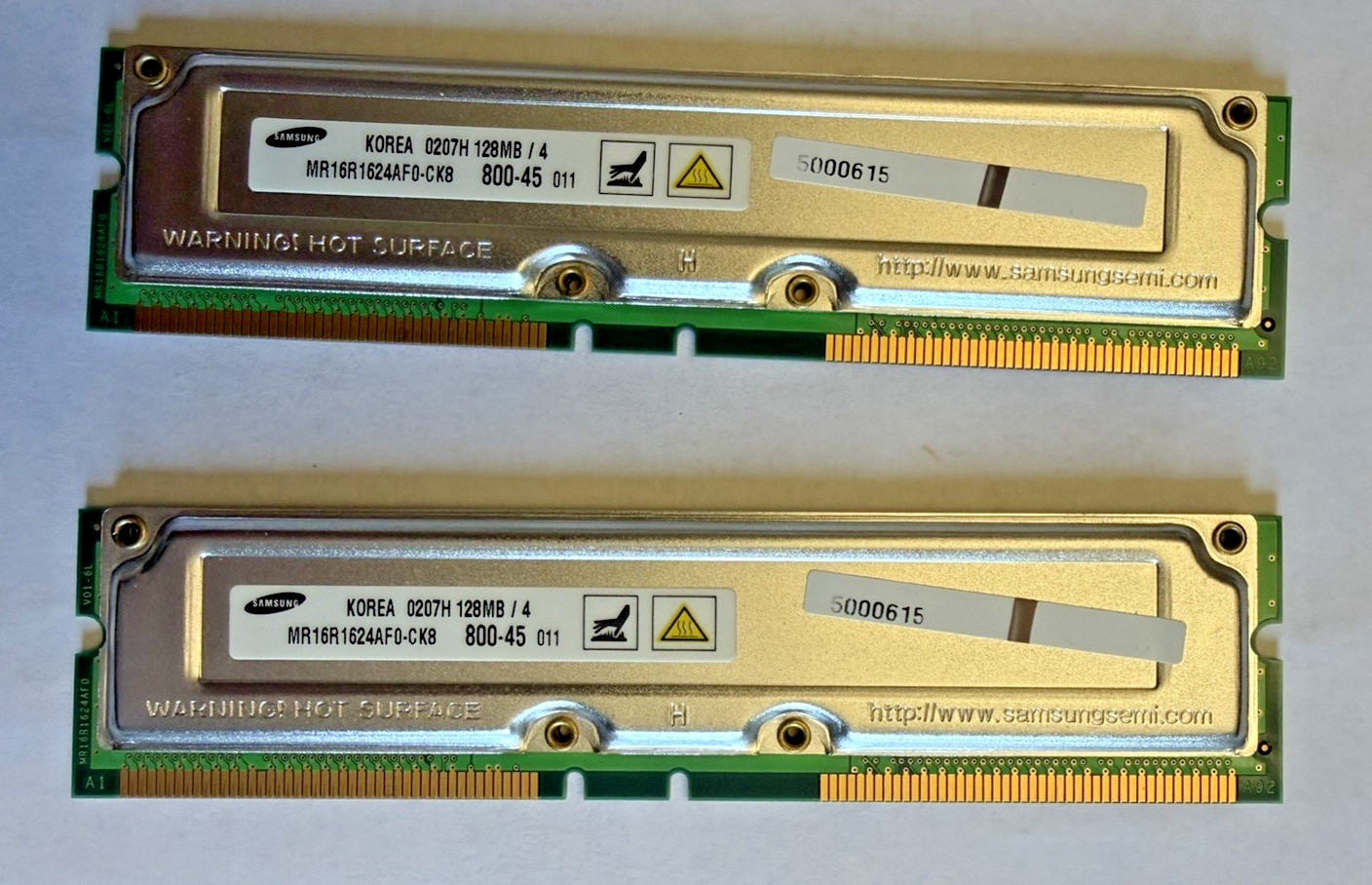 Samsung 256MB Kit 2x128MB PC800 Non-ECC RDRAM RIMM RAM Desktop Memory