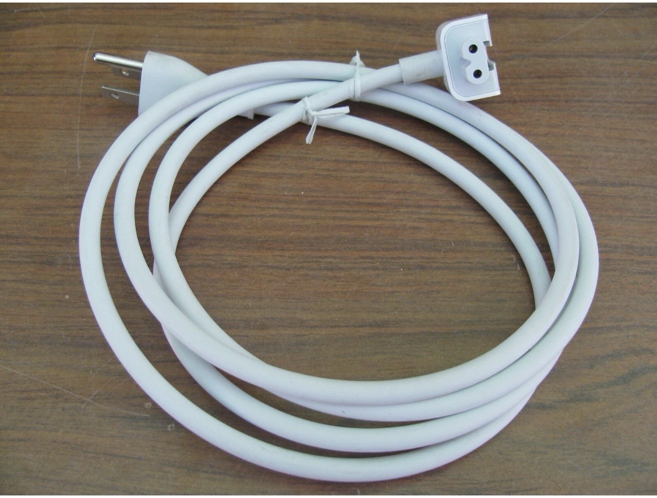 Genuine Apple 2-Prong cable for Computer  Macbook Charger