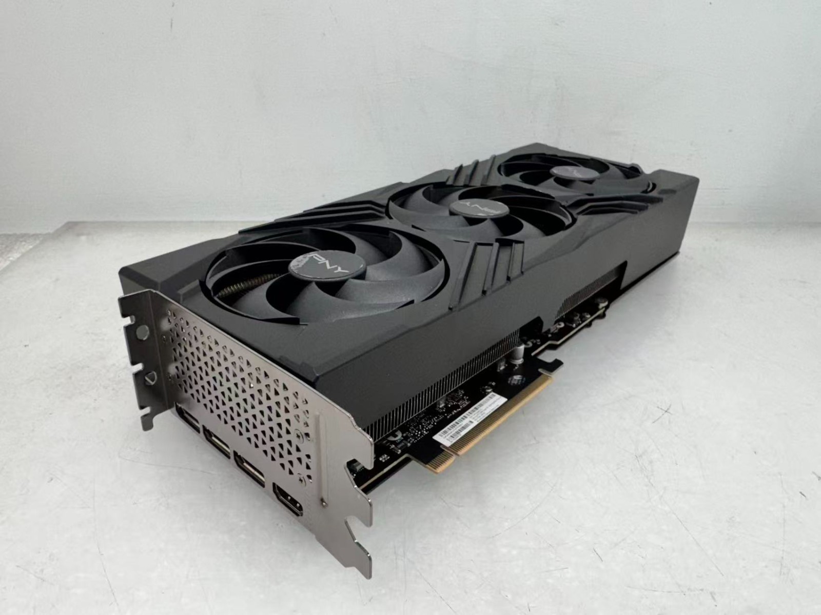 PNY GeForce RTX 4080 Super 16GB OCGDDR6X PCIE 4.0 VERTO Triple FAN Graphics Card