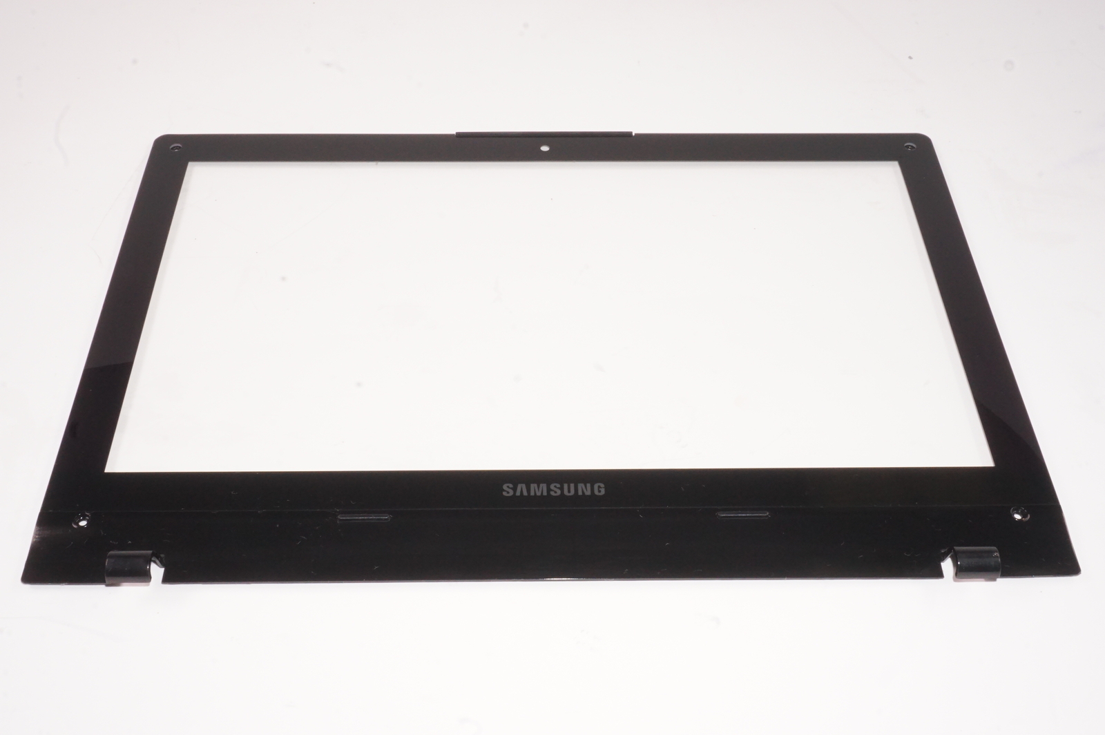 BA75-02662A Samsung Front LCD Bezel NP-QX41-1W02UB