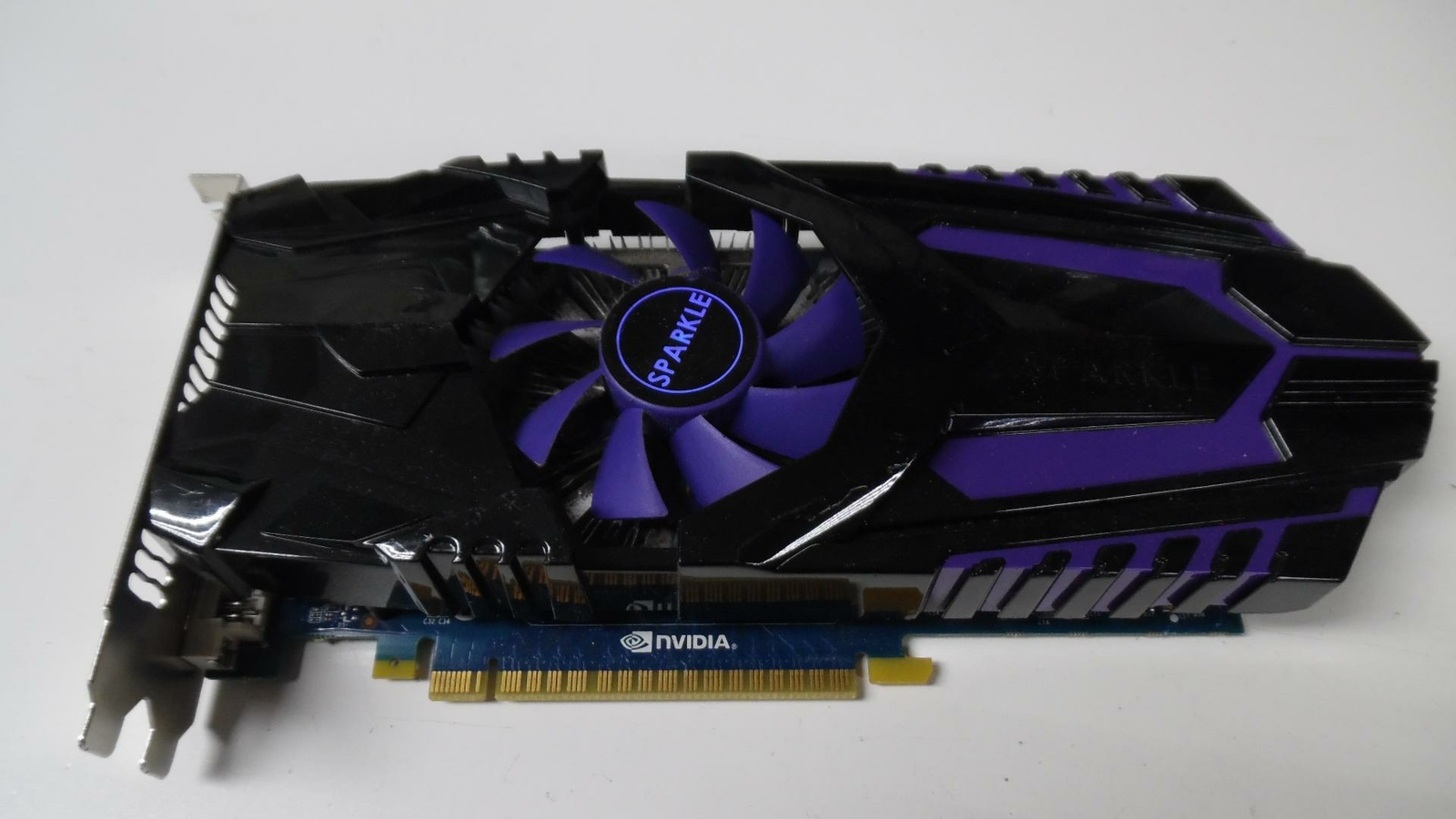 Sparkle GTX 550 Ti 1GB GDDR5 Video Card - R118B5901 - Tested