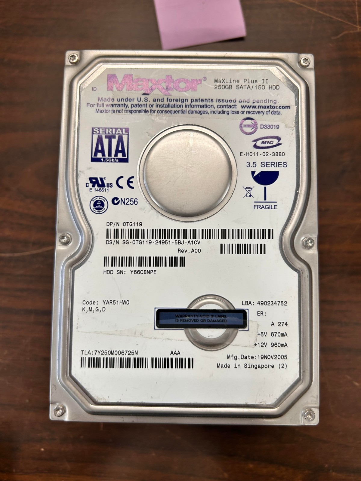 Lot of 3 Maxtor MaXLine Plus II, 250GB, 7200 RPM, SATA, 3.5" Hard Drives