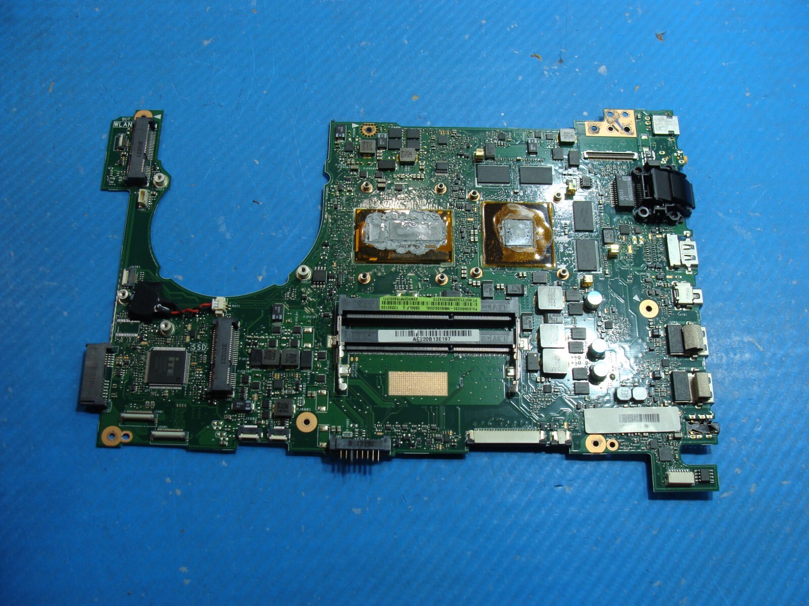 Asus Q550LF-BBI7T07 i7-4500U 1.8GHz GT745M Motherboard 60NB0230-MBB000 AS IS