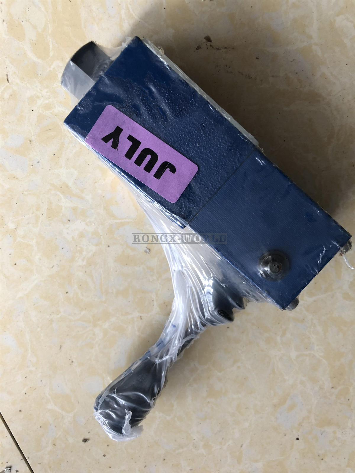 NEW 1PCS Rexroth Manual reversing valve 4WMM6E6X/-IN002 R983030727